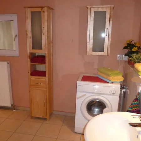 Haus Des Handwerkers *